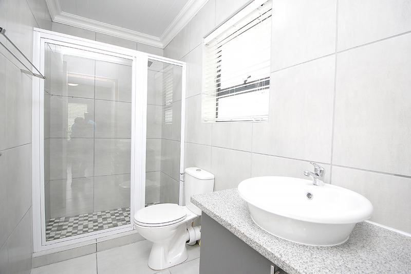 3 Bedroom Property for Sale in Reebok Western Cape
